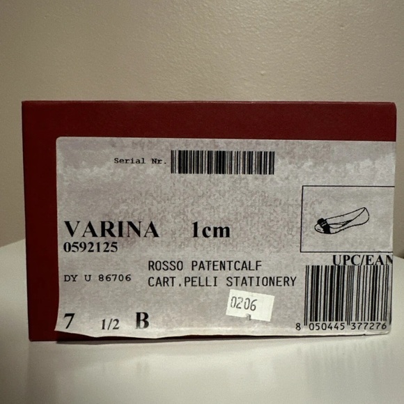 Authentic Salvatore Ferragamo Red Varina Patent Leather Ballet Flats Size 7.5B - Picture 6 of 8